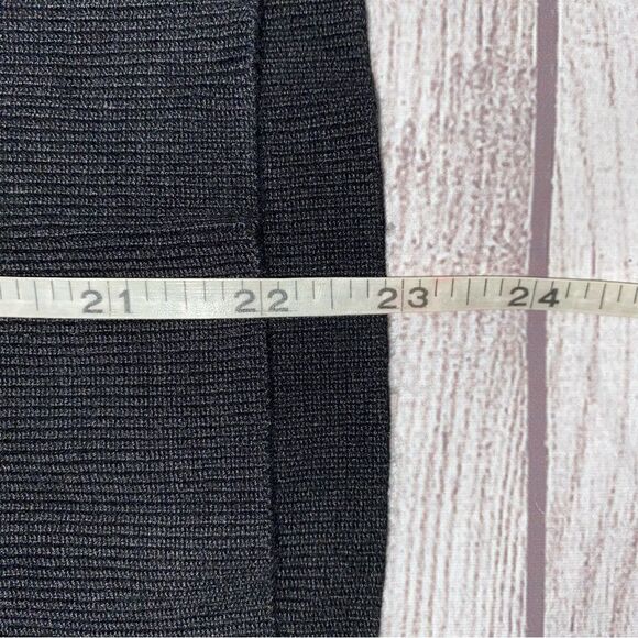V-neck 3/4 sleeve open knit sweater black sz small - Picture 7 of 8